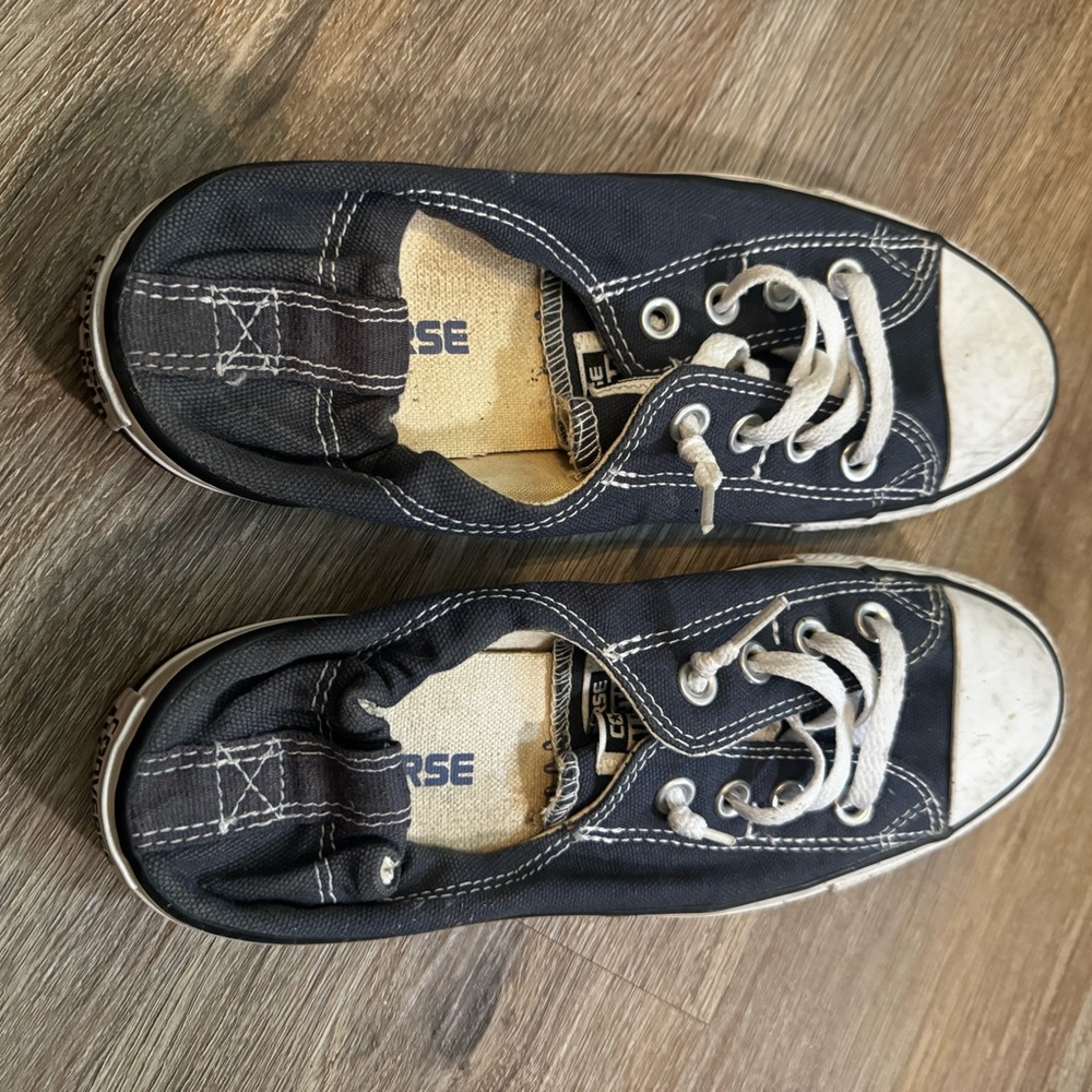 Slip on converse